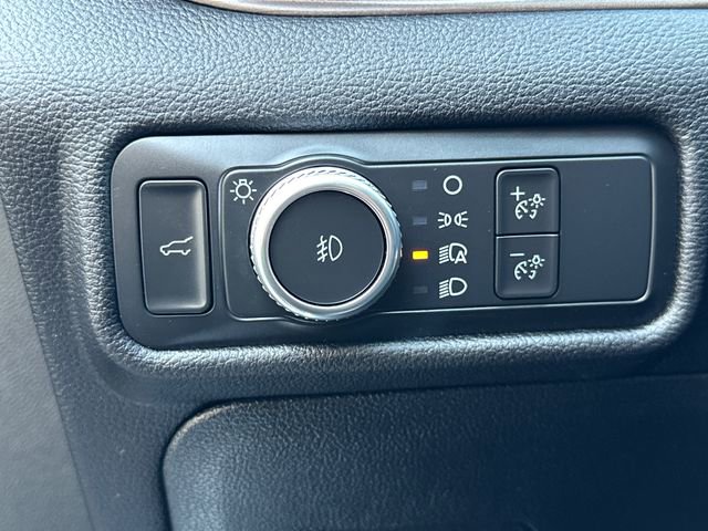 Used 2022 Ford Explorer Limited w/ Class IV Trailer Tow Package image 28