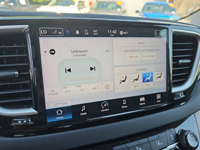 Used 2024 Chrysler Pacifica Touring-L FWD image 23