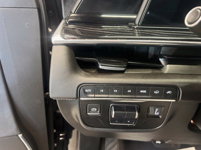 Used 2022 Cadillac Escalade Sport w/ Touring Package AWD/4WD image 26