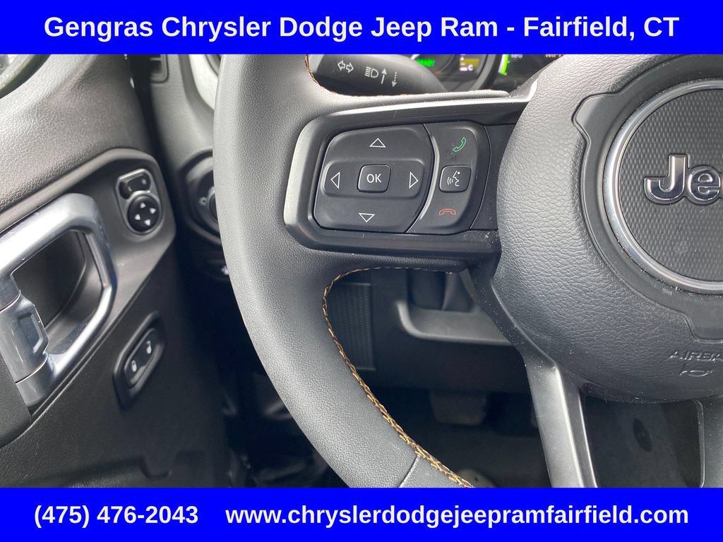 Used 2024 Jeep Wrangler Unlimited AWD/4WD image 19