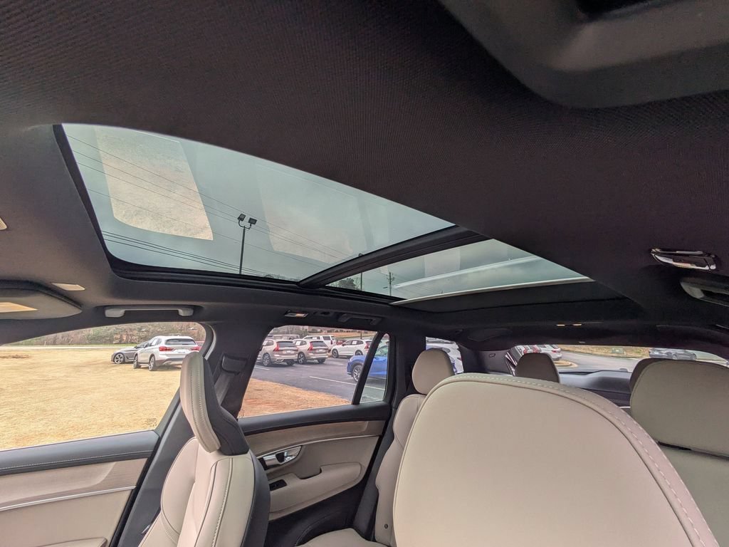 Certified 2026 Volvo XC90 B6 Ultra AWD/4WD image 22