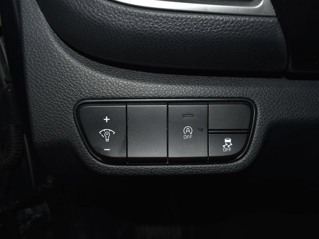 Used 2025 Kia Seltos S FWD image 14