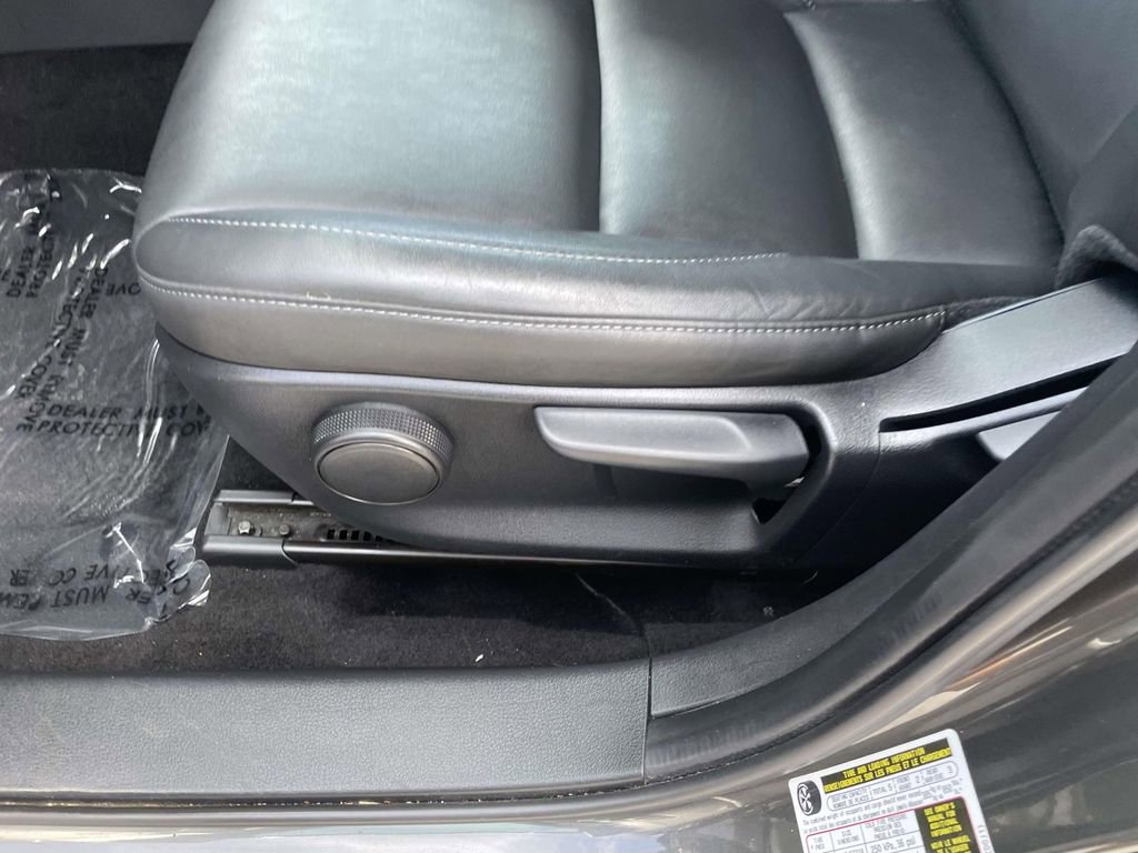 Used 2023 MAZDA CX-30 AWD 2.5 S w/ Select Package image 29