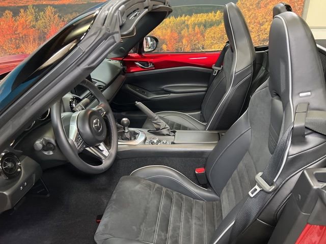 Used 2023 MAZDA MX-5 Miata Club w/ Brembo/BBS Recaro Package image 28