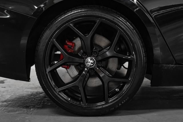 Used 2020 Alfa Romeo Giulia w/ Nero Edizione RWD image 46