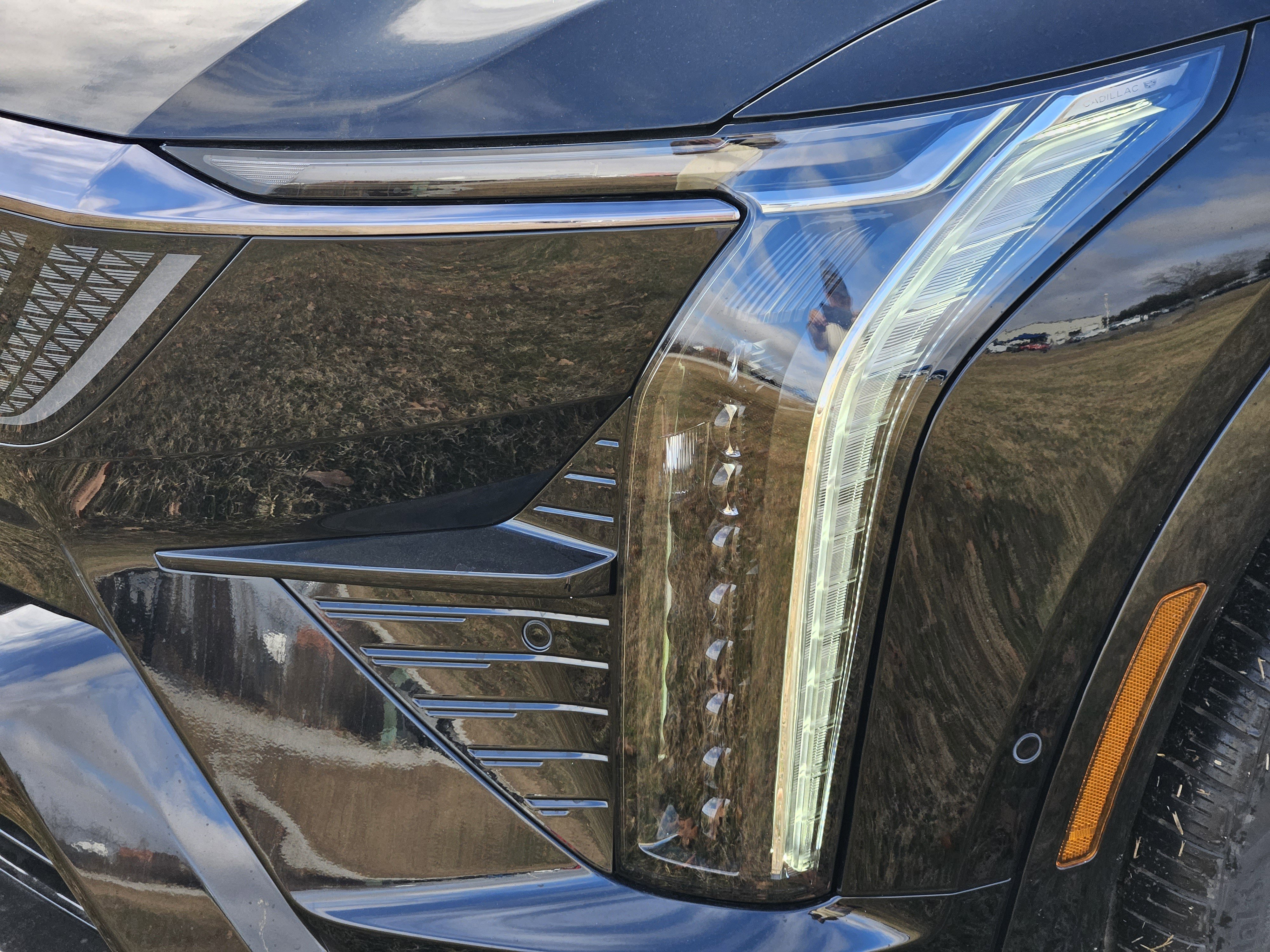 New 2026 Cadillac Optiq Sport 2 image 5