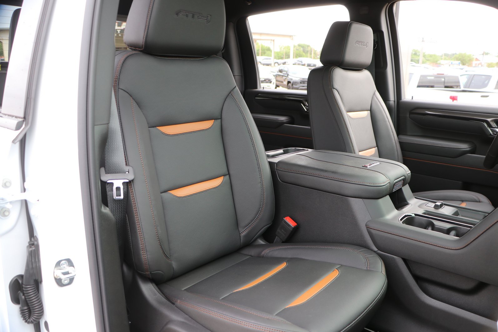 New 2026 GMC Sierra 2500 AT4 AWD/4WD image 33