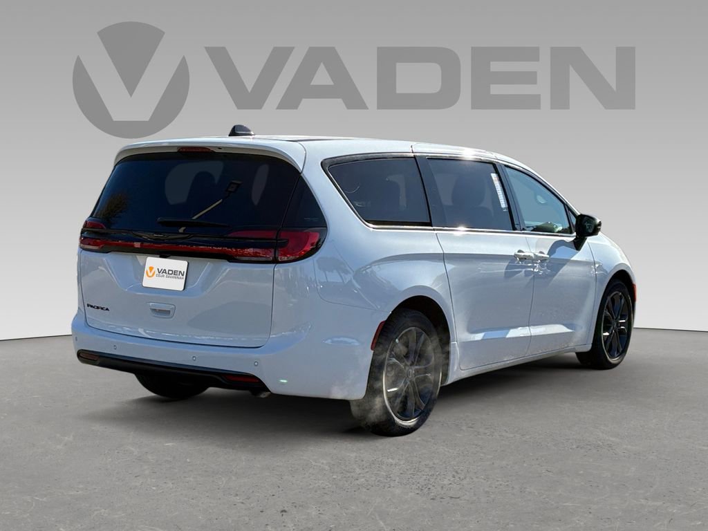 New 2026 Chrysler Pacifica Select image 20