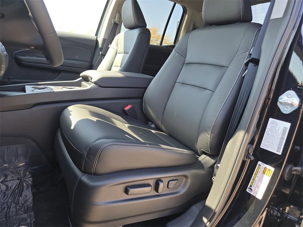 New 2025 Honda Ridgeline RTL image 26