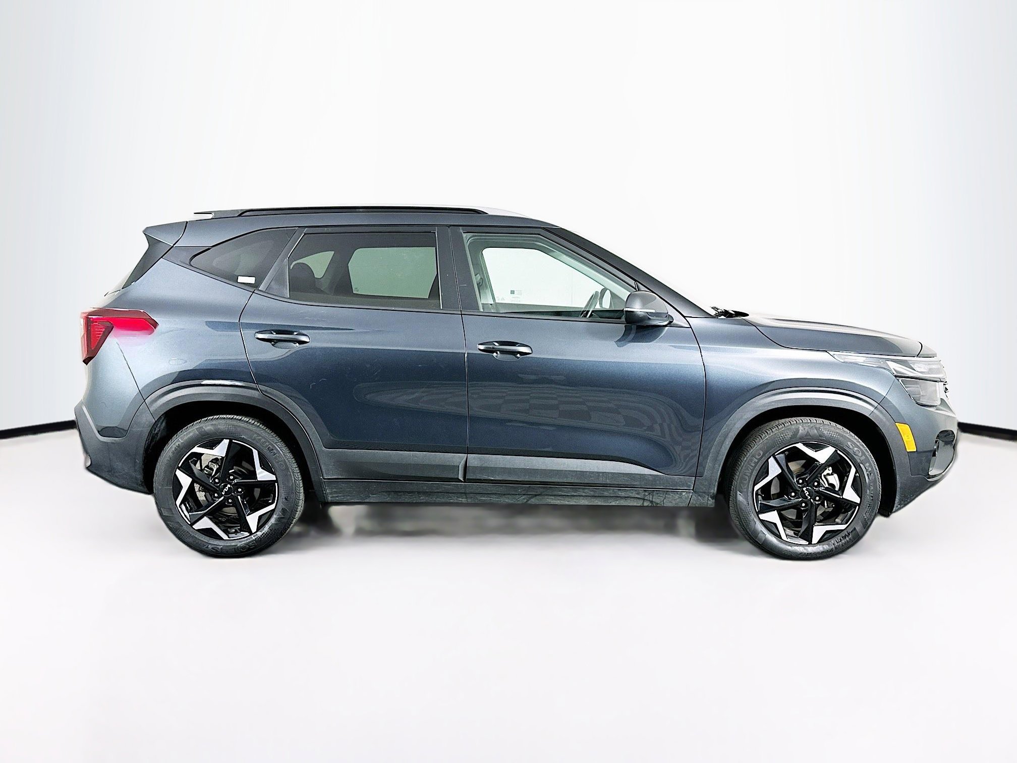 Used 2025 Kia Seltos S image 10