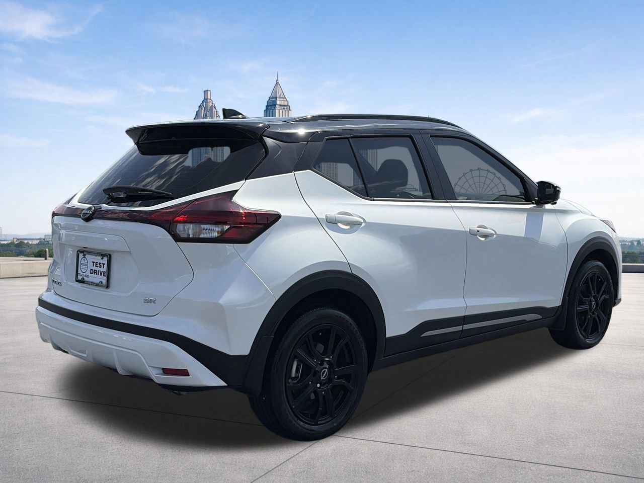Certified 2024 Nissan Kicks SR w/ SR Premium Package FWD image 5