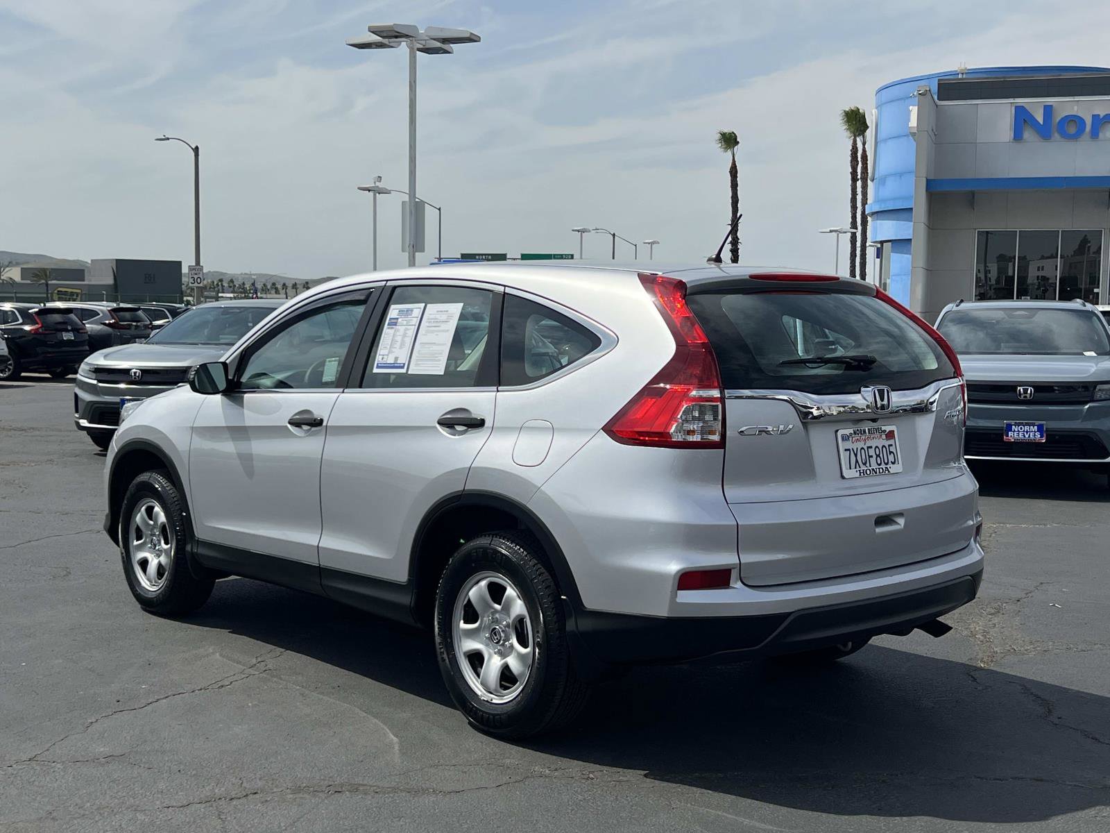 Used 2016 Honda CR-V LX image 3