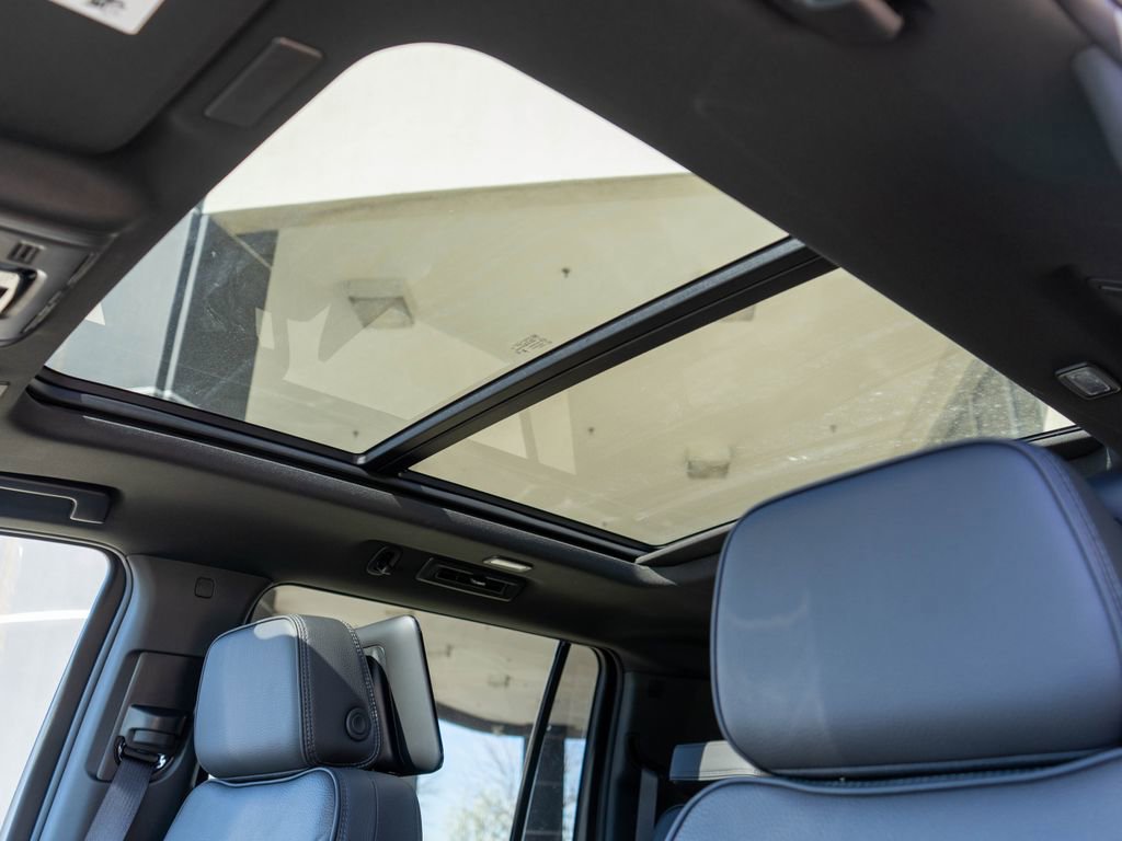 New 2026 GMC Yukon XL Denali w/ Denali Reserve Package image 12