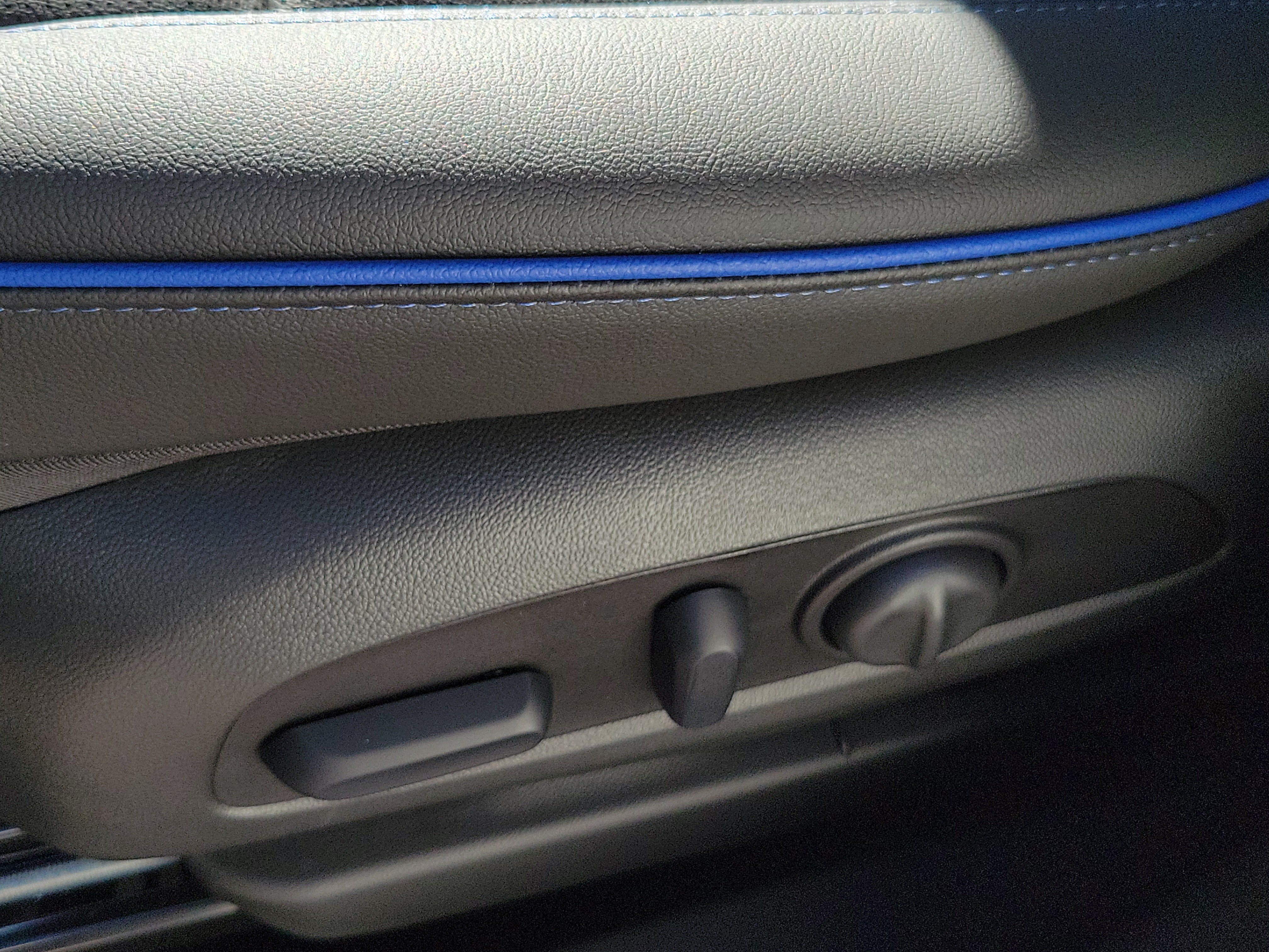 New 2026 Buick Encore GX Sport Touring w/ Advanced Technology Package FWD image 23