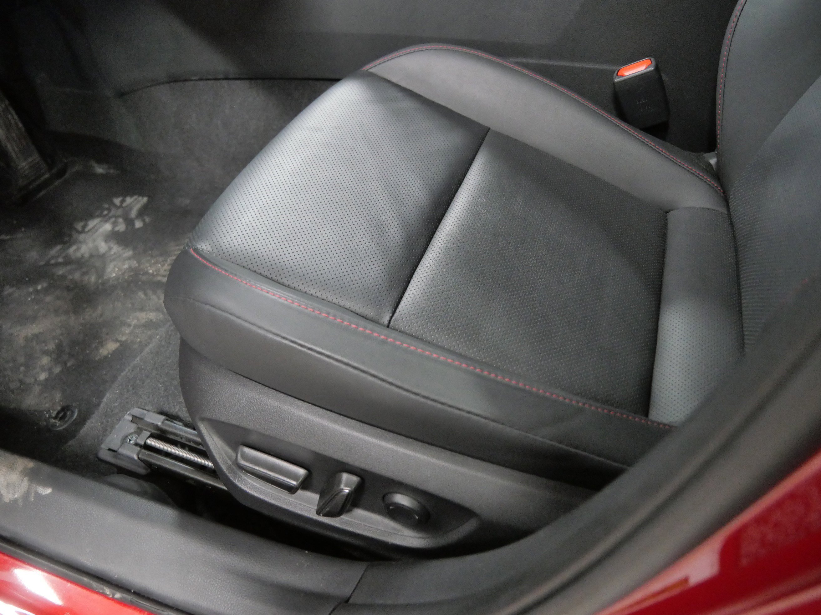 Used 2024 Toyota Prius Prime Premium image 21