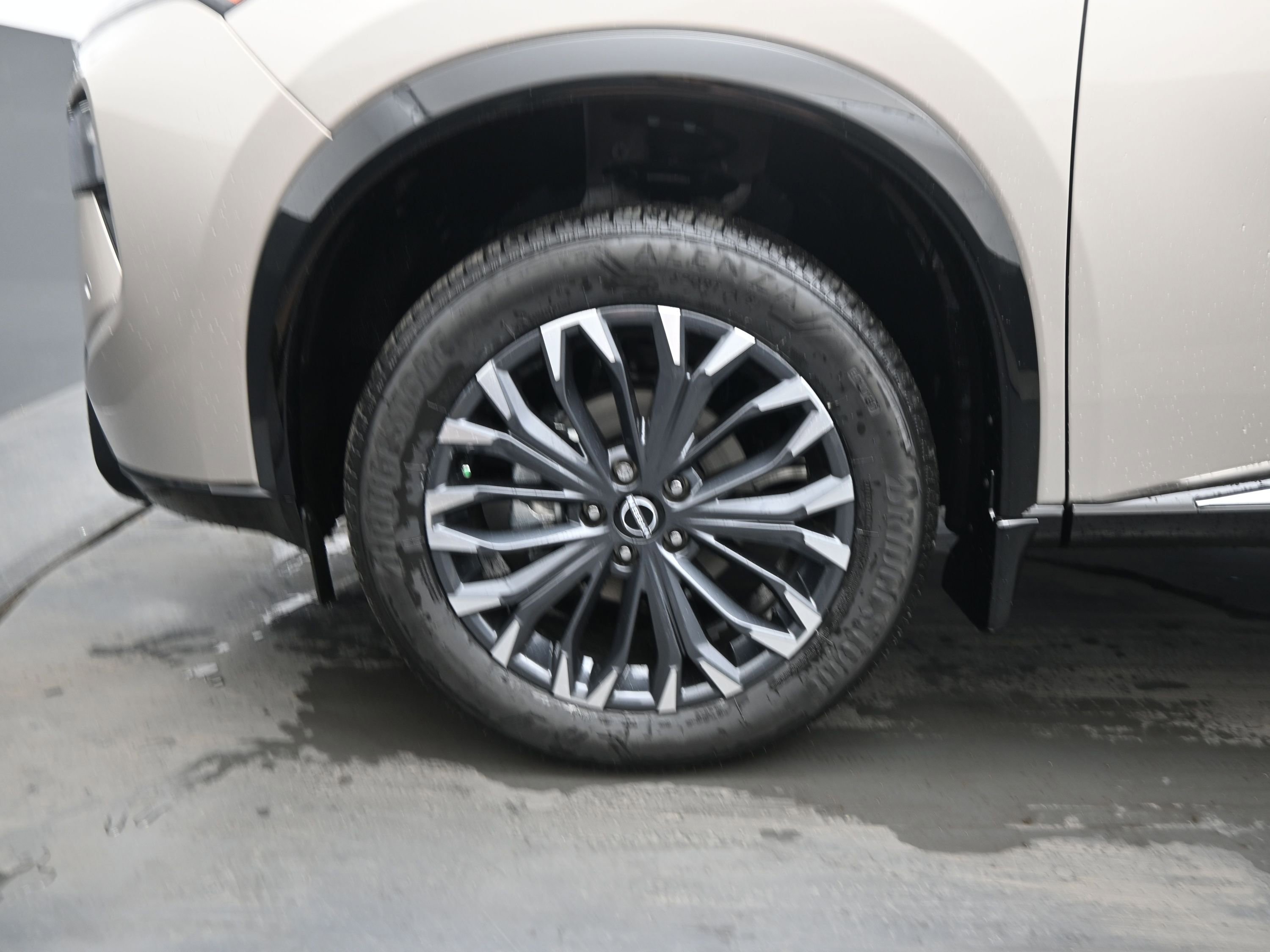 New 2026 Nissan Rogue Platinum image 9