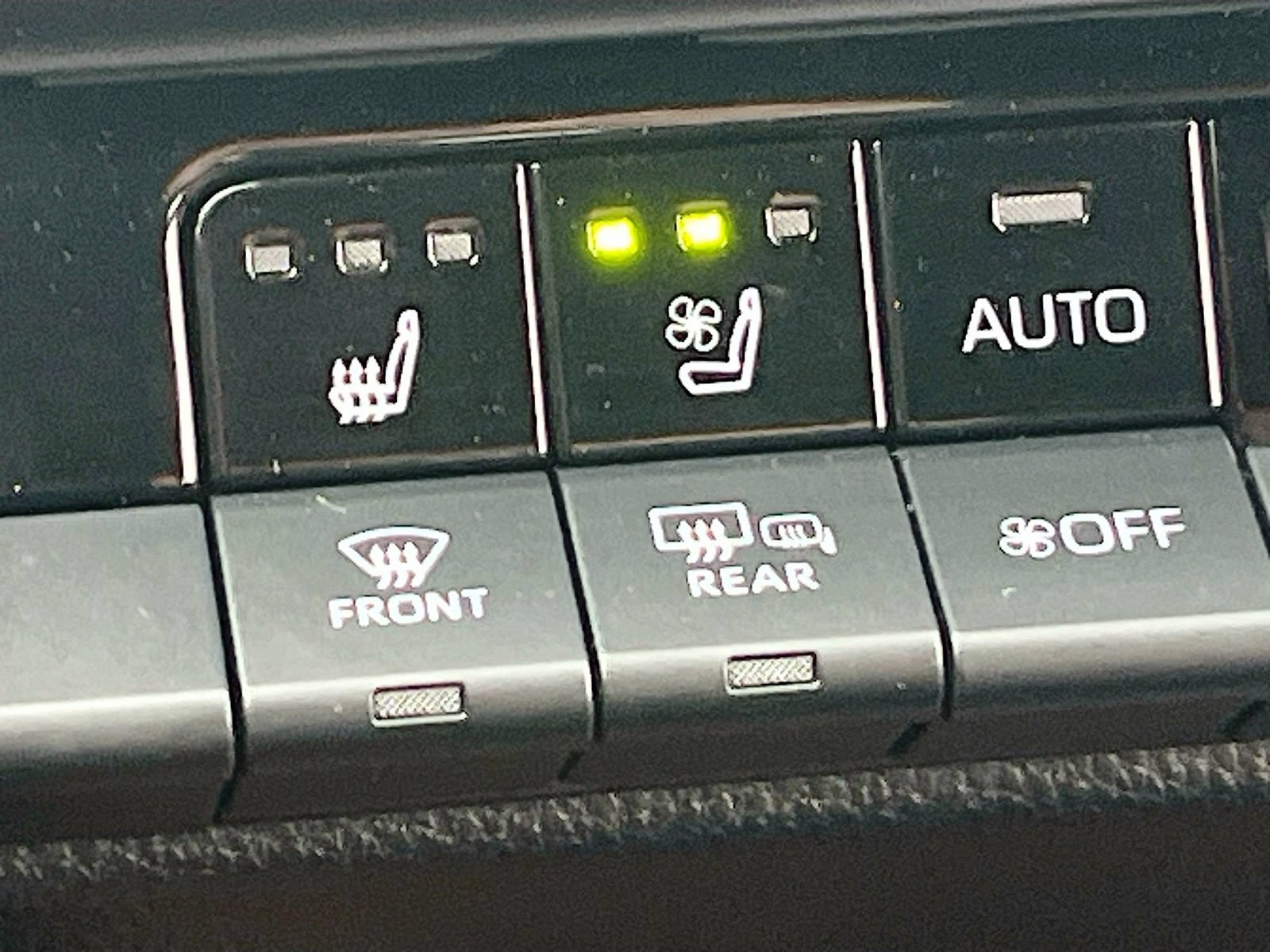 Used 2025 Toyota Crown Signia AWD/4WD image 21