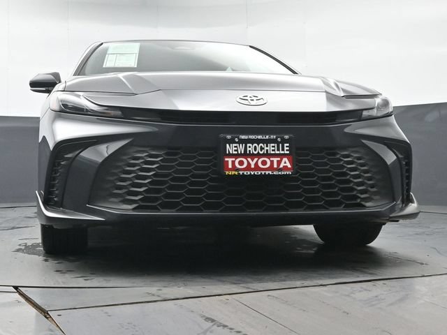 Certified 2026 Toyota Camry SE AWD/4WD image 40