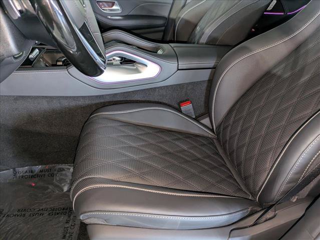 New 2026 Mercedes-Benz Maybach GLS 600 4MATIC image 3