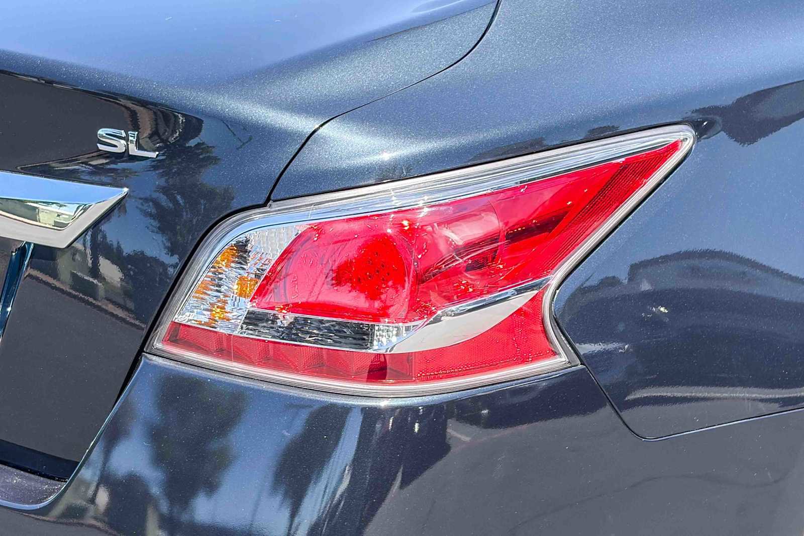 Used 2015 Nissan Altima 2.5 SL w/ Technology Package FWD image 8