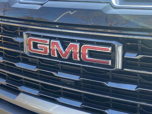 Used 2024 GMC Sierra 2500 AT4 w/ AT4 Preferred Package image 27