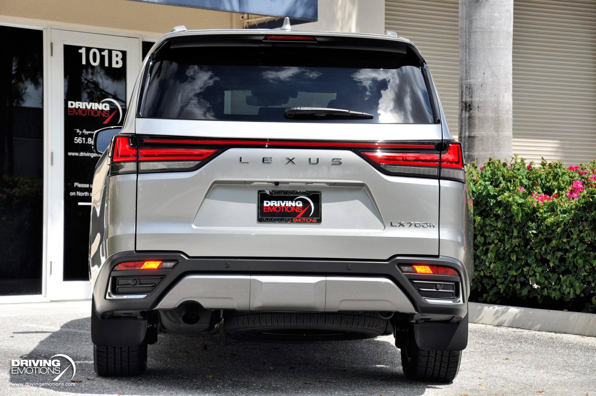 Used 2026 Lexus LX 700h Luxury AWD/4WD image 22