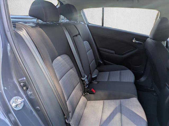 Used 2016 Kia Forte LX FWD image 17