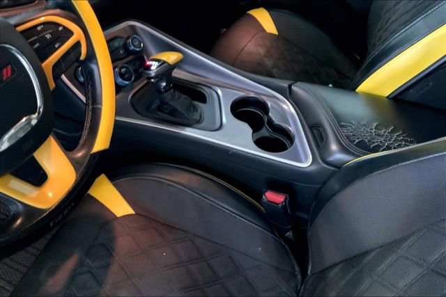 Used 2019 Dodge Challenger SXT image 8