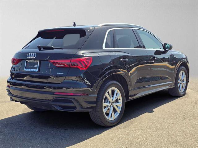 Used 2024 Audi Q3 2.0T Premium w/ Convenience Package AWD/4WD image 3