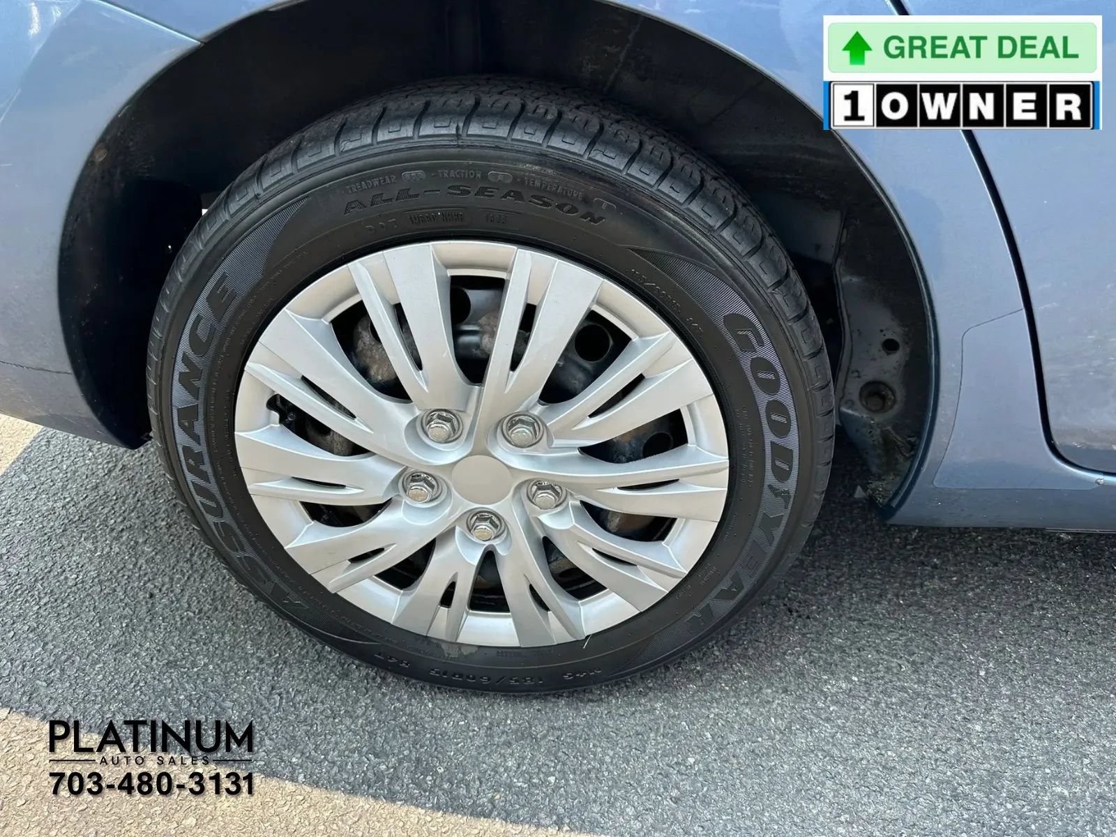 Used 2009 Toyota Yaris S FWD image 21