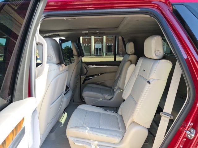 New 2026 Cadillac Escalade Platinum Sport w/ LPO, ONYX Package AWD/4WD image 15