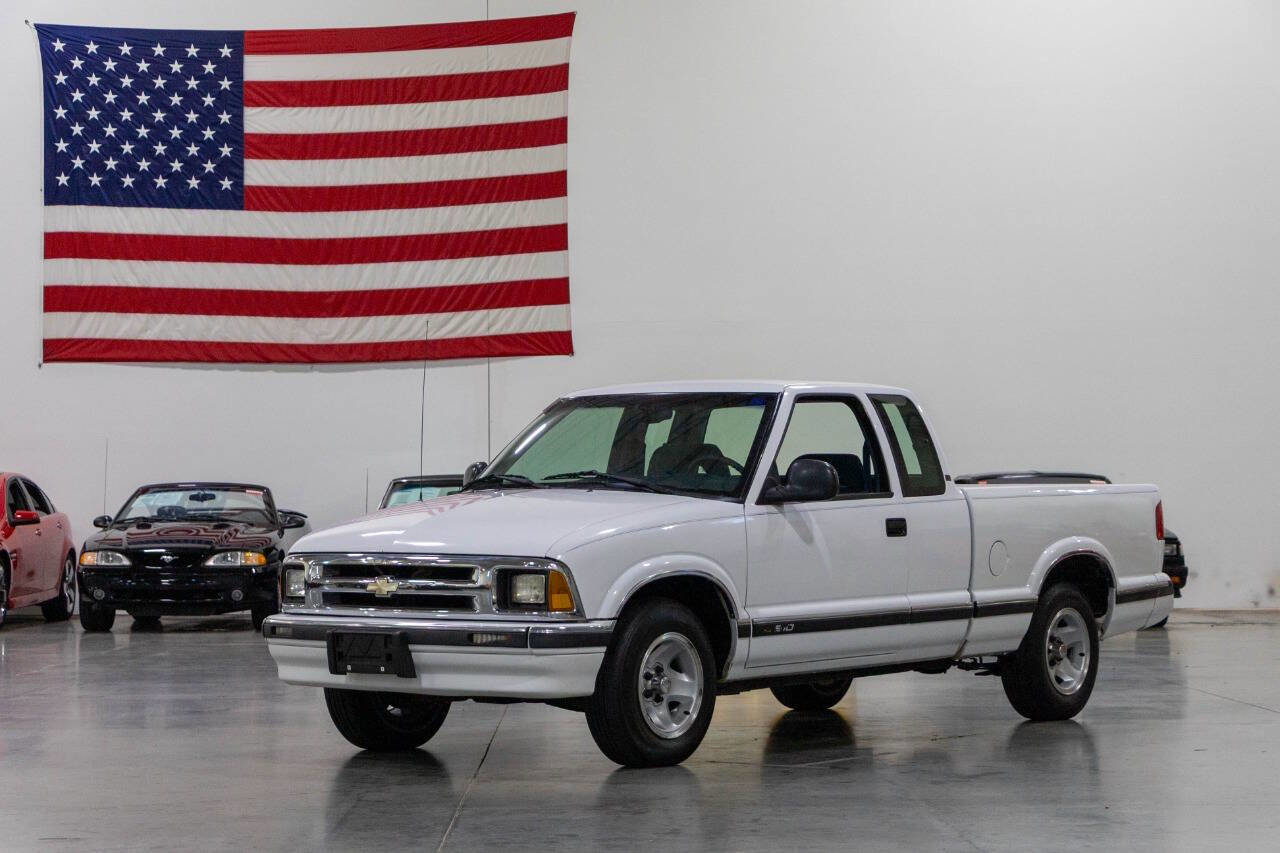 Used 1995 Chevrolet S10 Pickup LS