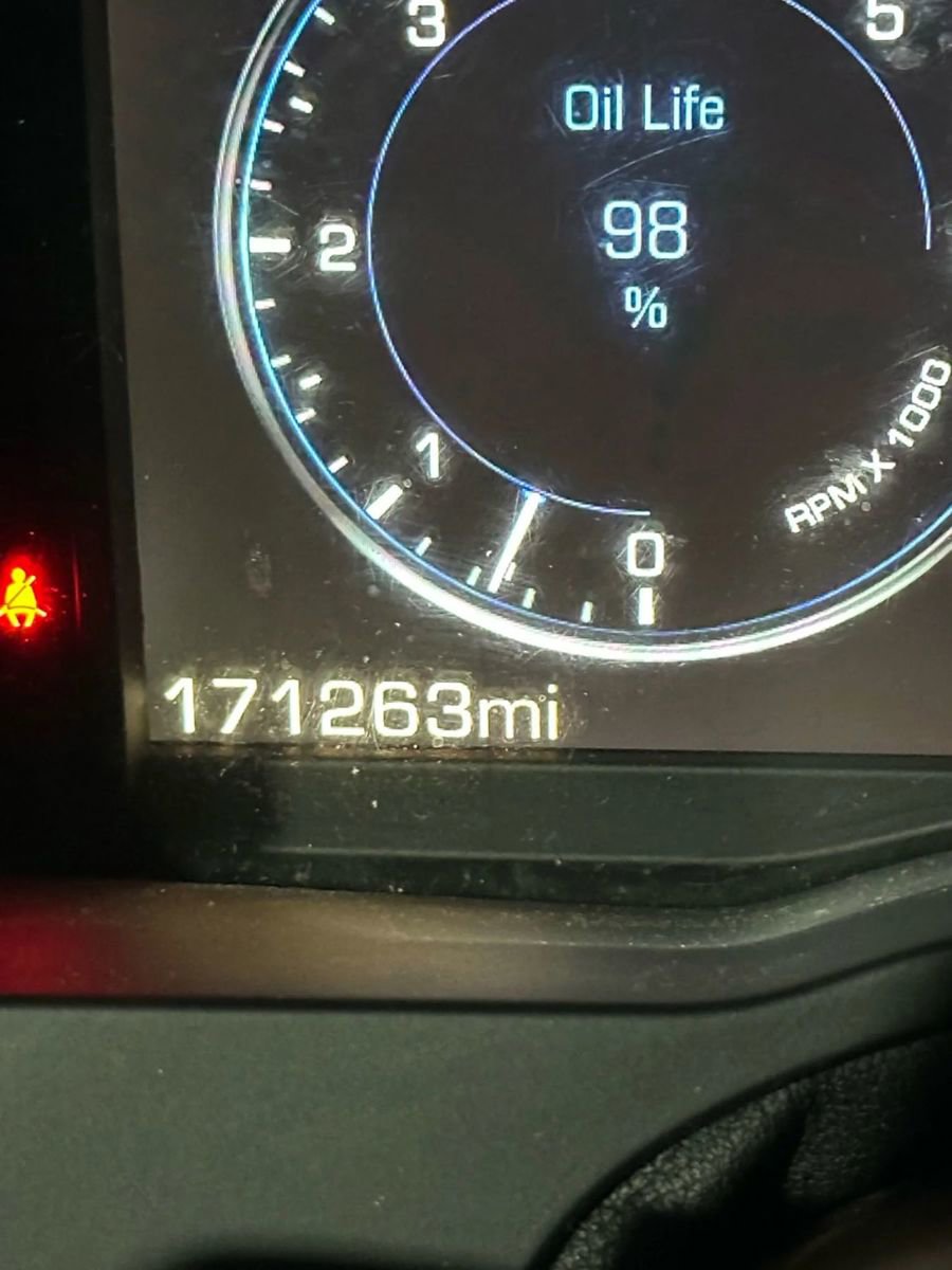 Used 2015 Cadillac Escalade Platinum image 42