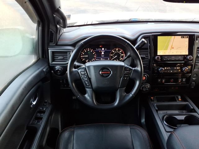 Used 2021 Nissan Titan PRO-4X w/ Pro-4x Convenience Package image 12