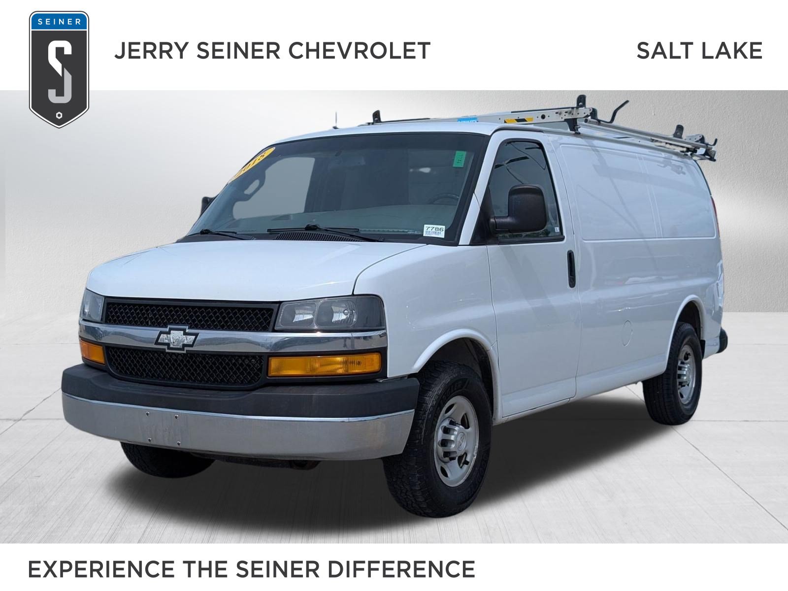 Used 2018 Chevrolet Express 2500 w/ Driver Convenience Package RWD image 1
