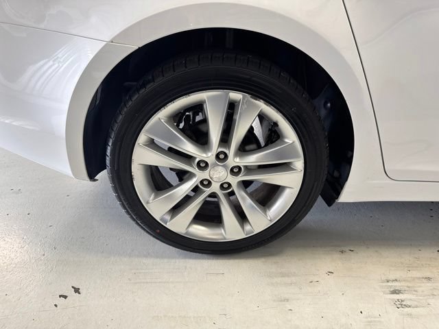 Used 2012 Chevrolet Cruze LTZ FWD image 34