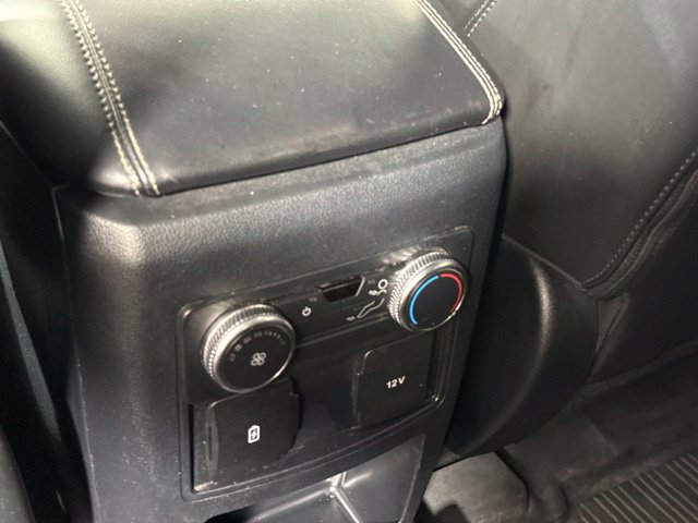 Used 2021 Ford Explorer XLT w/ Equipment Group 202A AWD/4WD image 31