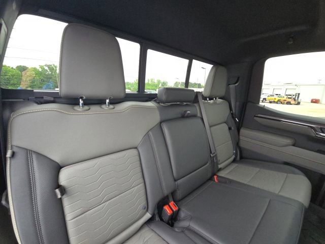 Used 2025 Chevrolet Silverado 1500 ZR2 w/ Technology Package AWD/4WD image 15