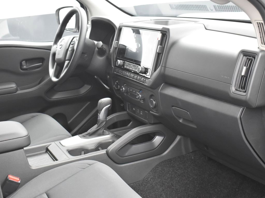New 2025 Nissan Frontier S image 6