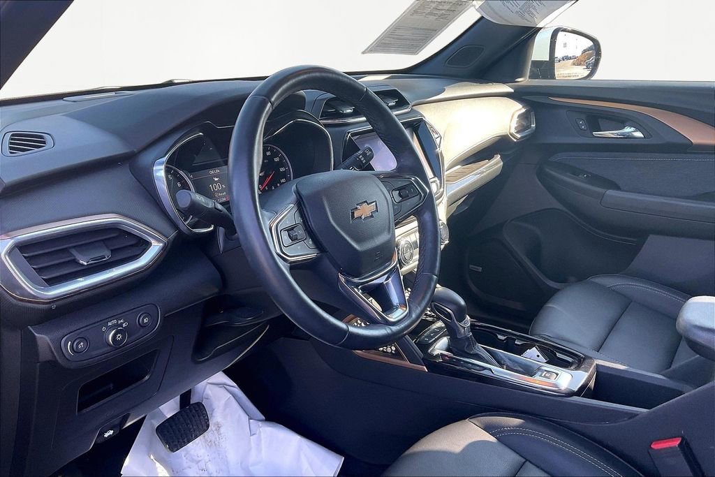 Used 2023 Chevrolet TrailBlazer ACTIV w/ Sun and Liftgate Package image 19