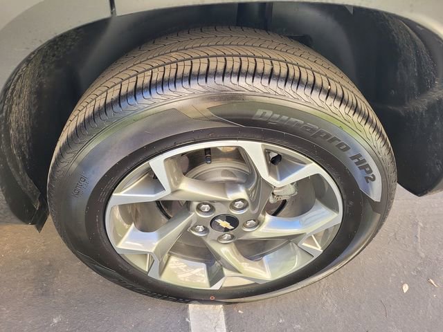 Used 2025 Chevrolet Trax LT w/ LT Convenience Package image 26