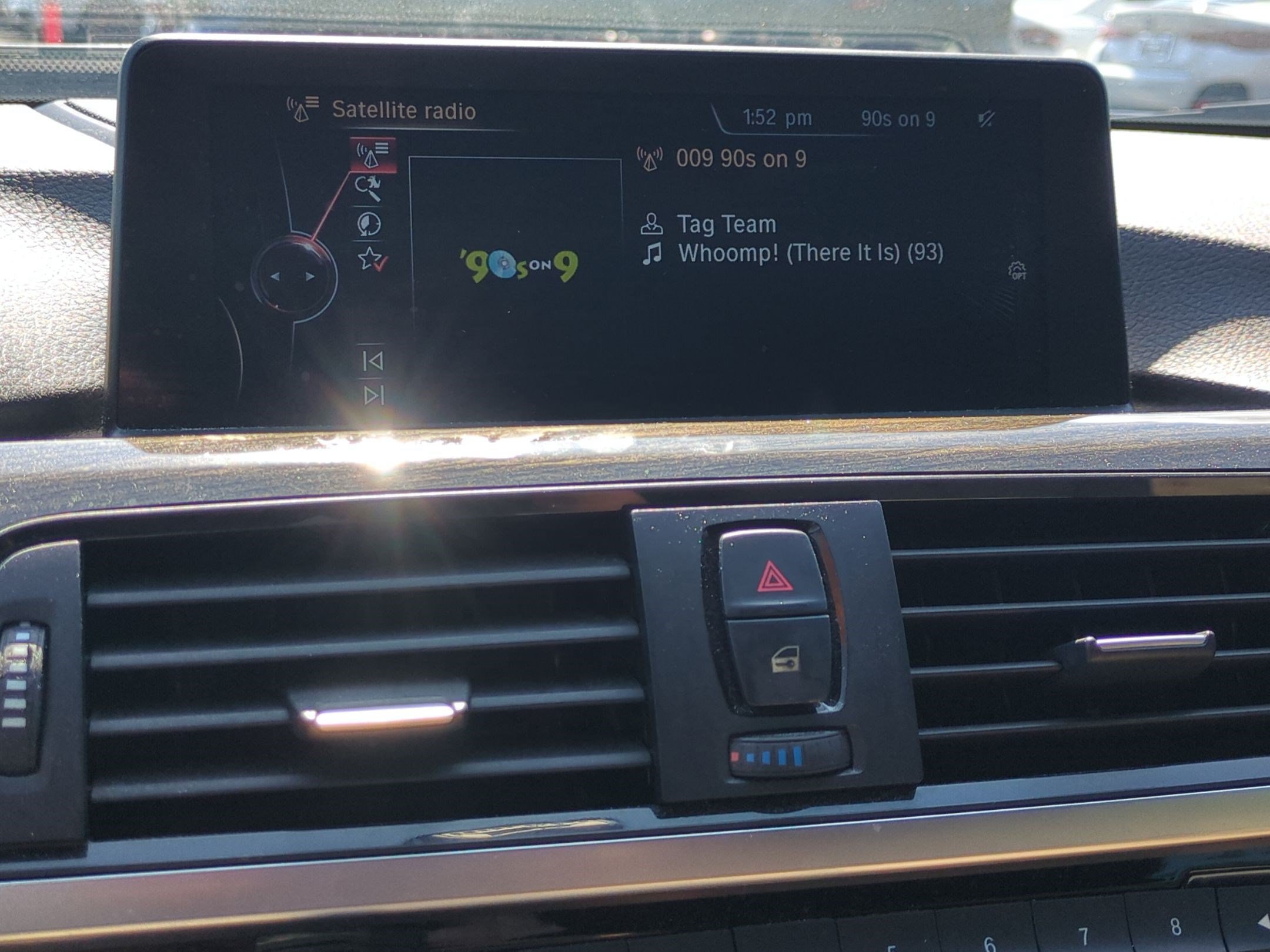 Used 2015 BMW M4 Convertible RWD image 22