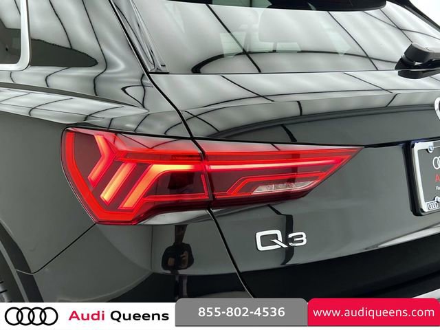 Used 2022 Audi Q3 2.0T Premium AWD/4WD image 10