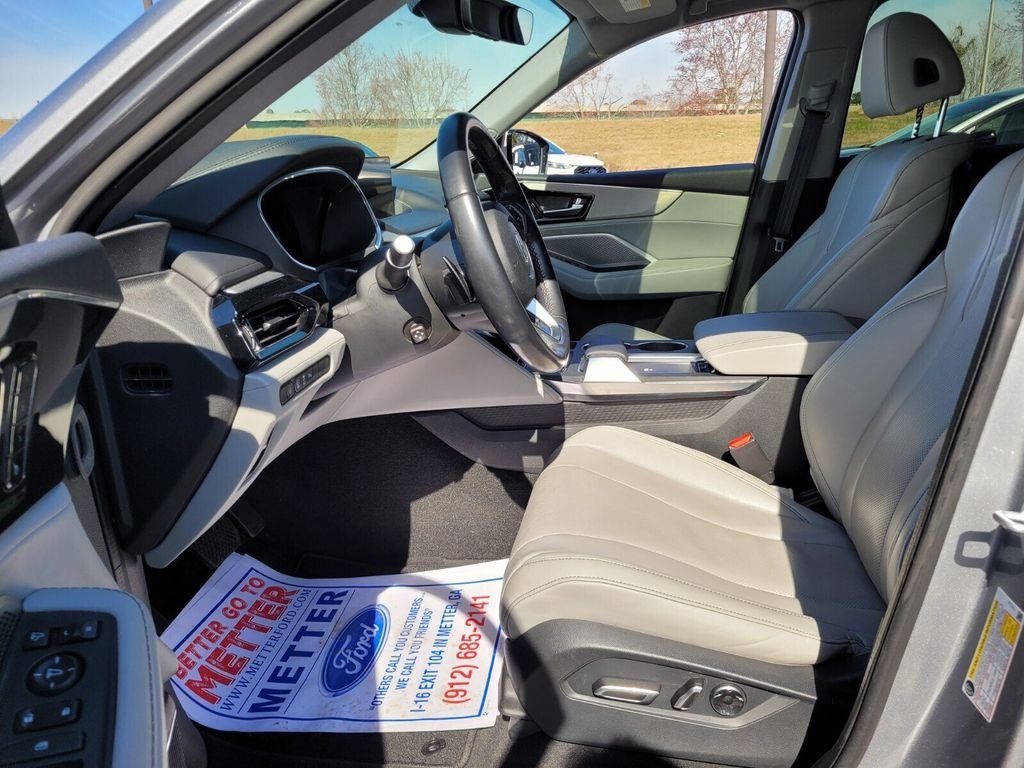 Used 2022 Acura MDX w/ Technology Package AWD/4WD image 5