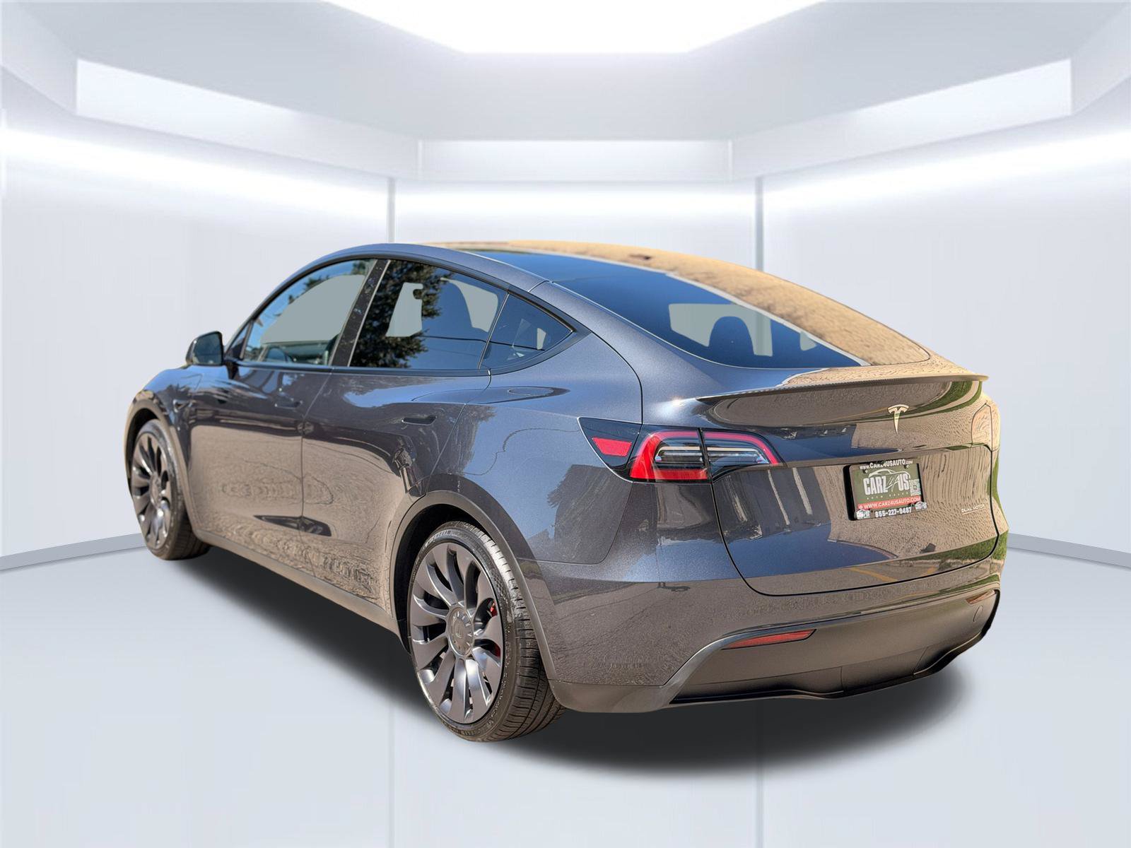 Used 2024 Tesla Model Y Performance AWD/4WD image 10