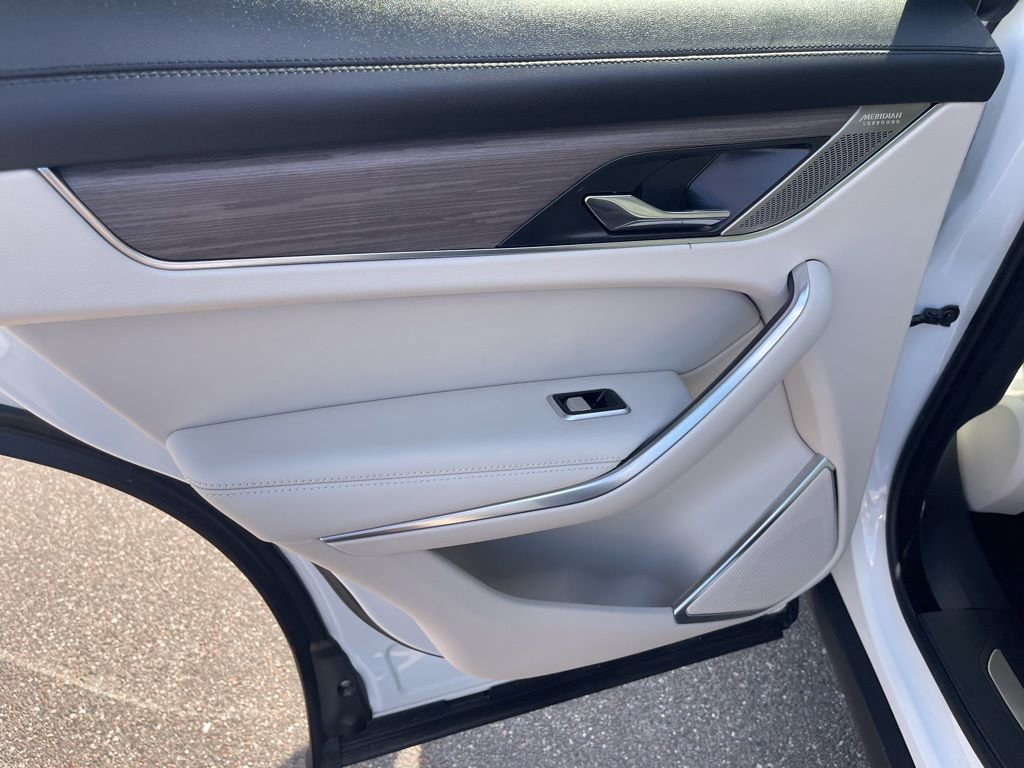 Used 2021 Jaguar F-PACE S image 30