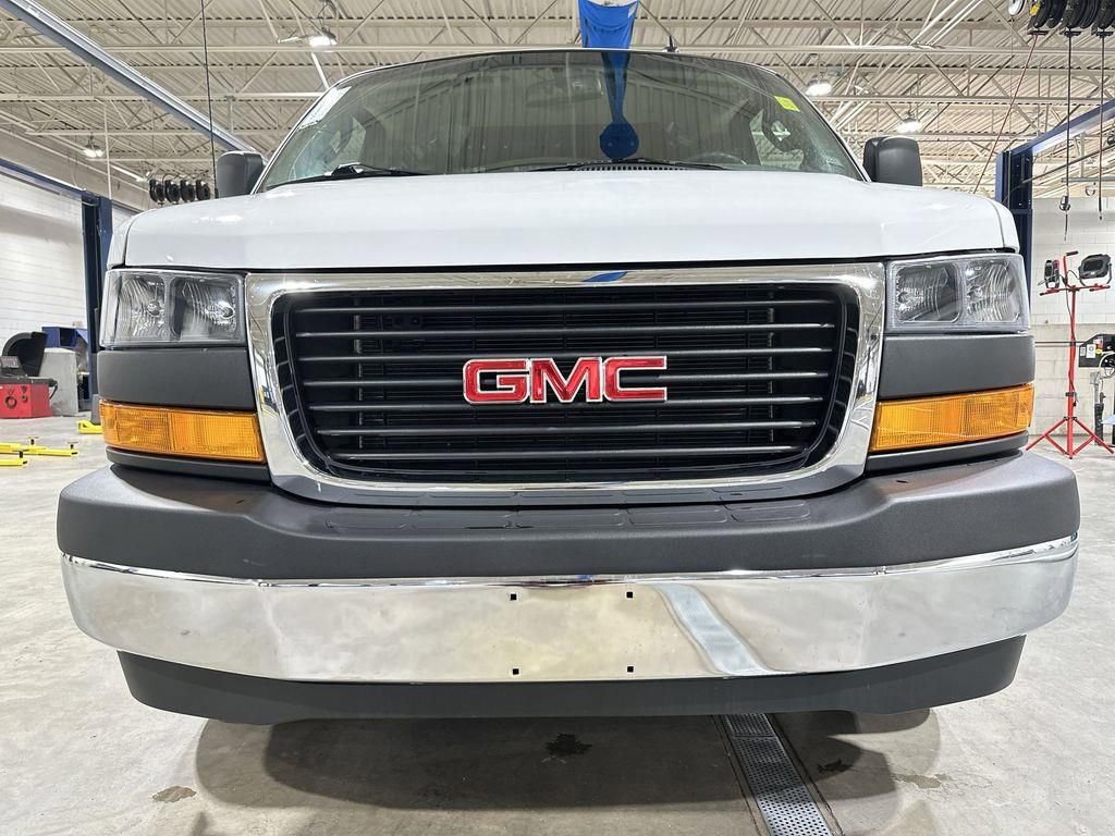 Used 2024 GMC Savana 2500 w/ Driver Convenience Package image 26