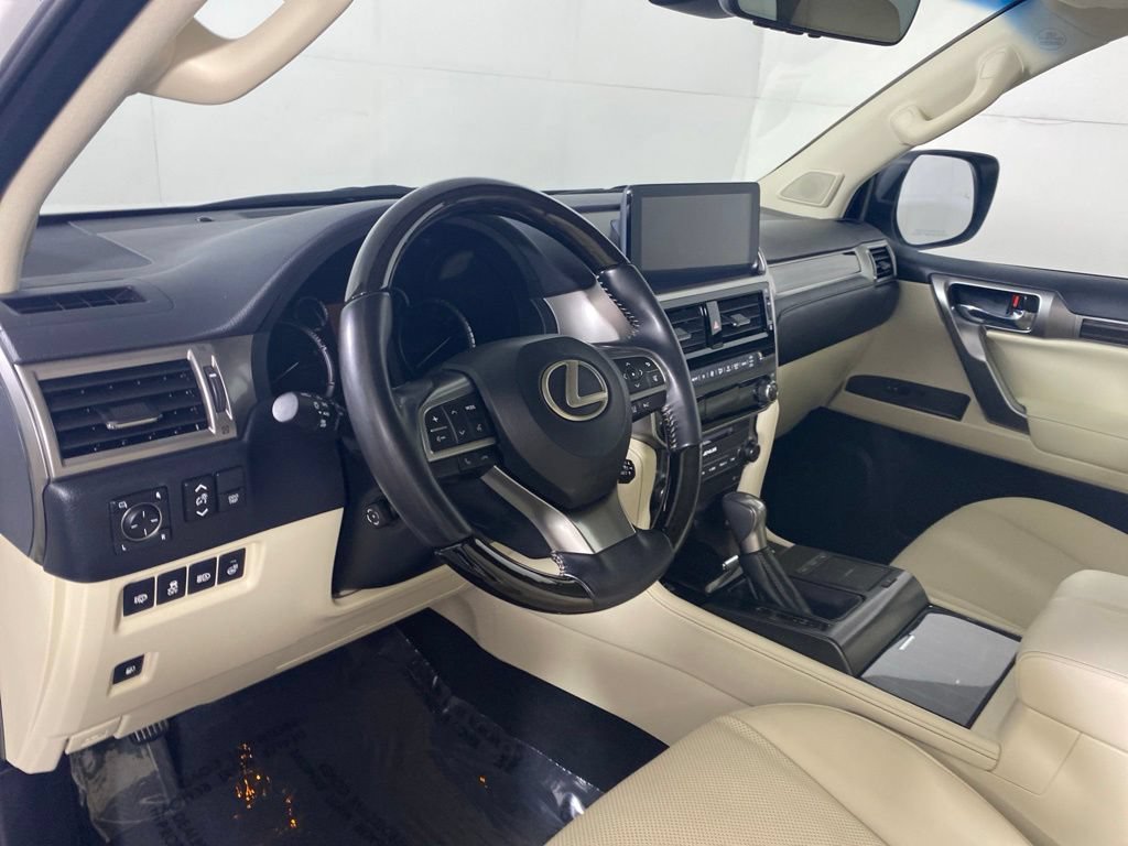 Used 2023 Lexus GX 460 Premium w/ Premium Package AWD/4WD image 12