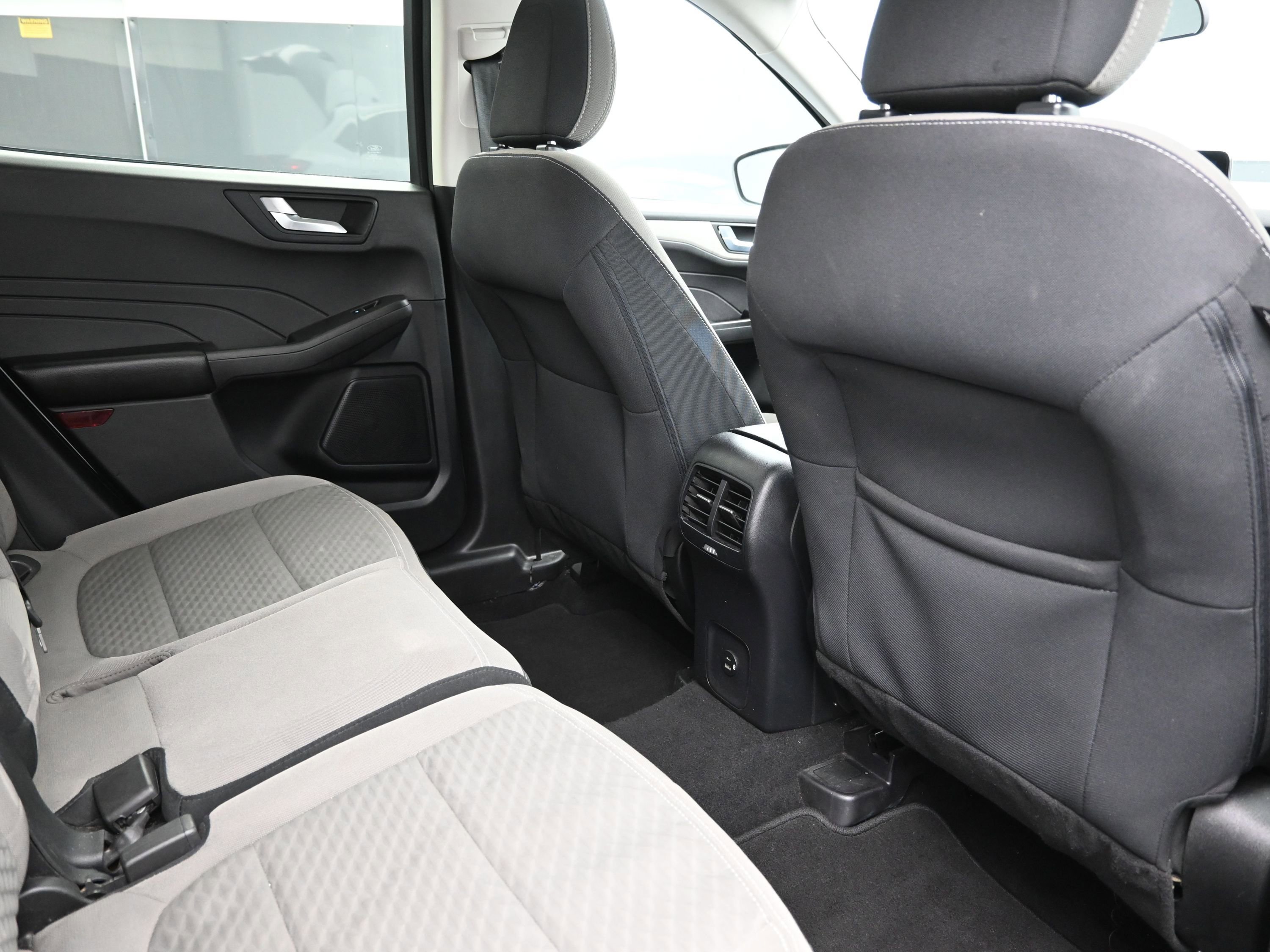 Used 2021 Ford Escape SE w/ Convenience Package image 25
