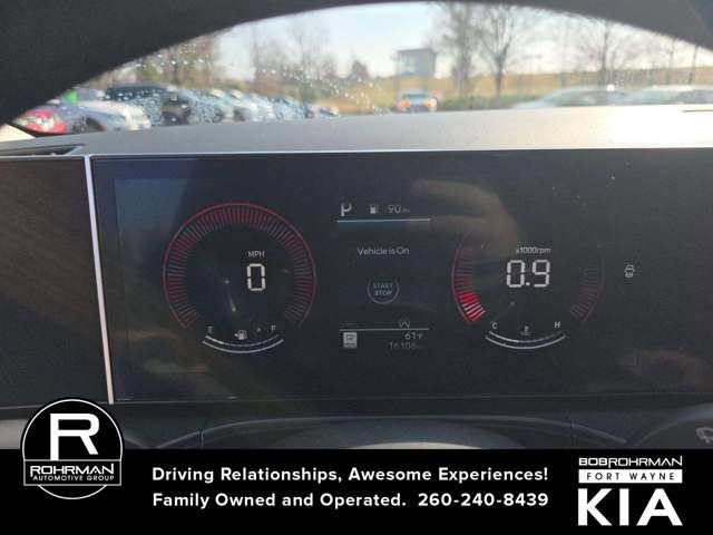 Used 2024 Hyundai Santa Fe SE image 6